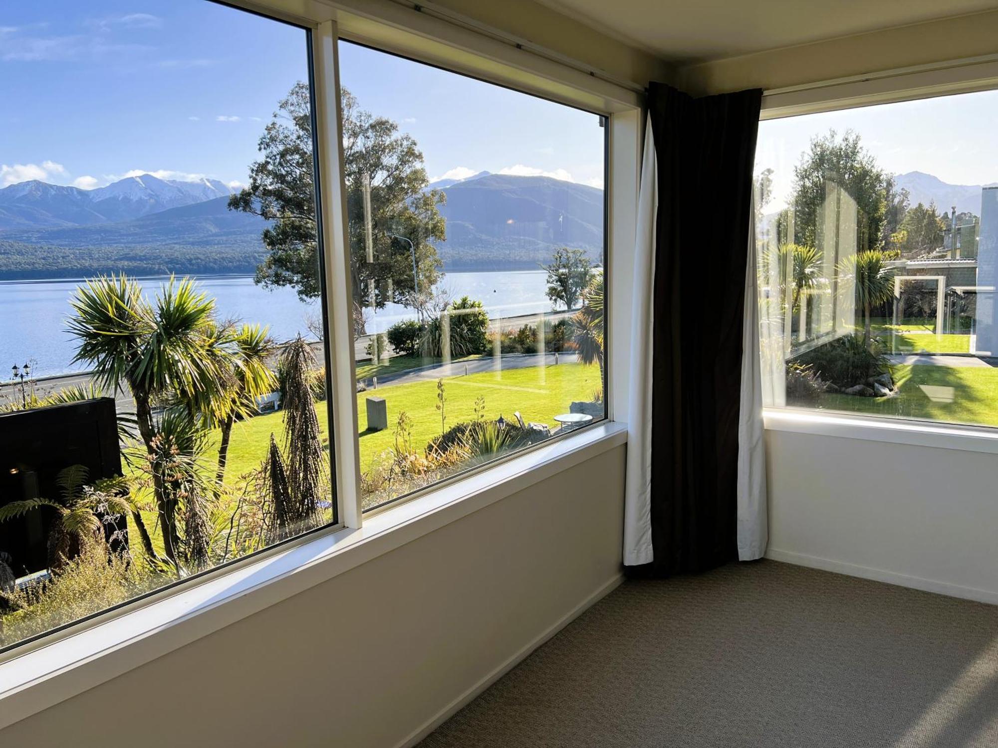 Fiordland Lakeview Motel And Apartments Те-Анау Экстерьер фото